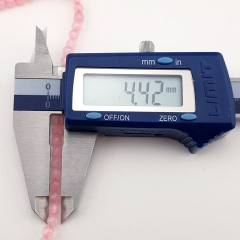 Kwarc różowy kula fasetowana 4 mm 30 szt Kwarc różowy kula fasetowana 4 mm 30 szt