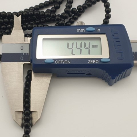Onyks czarny agat kula 4 mm 30 szt Onyks czarny agat kula 4 mm 30 szt