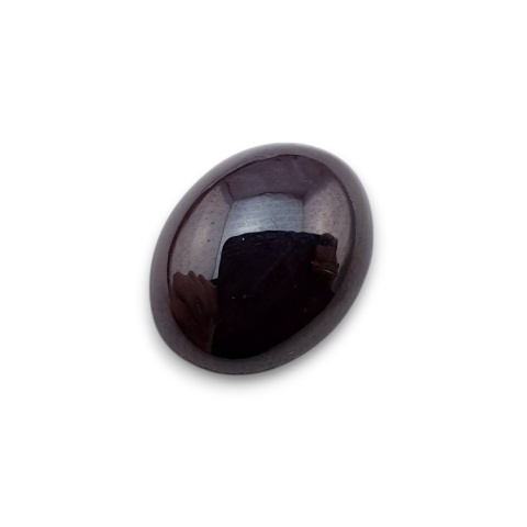 Granat gwiaździsty kaboszon 13x10 mm nr 114 Granat gwiaździsty kaboszon 13x10 mm nr 114