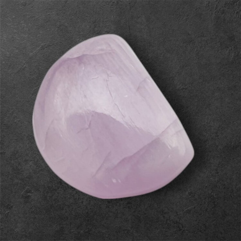 Kunzyt kaboszon 14x11 mm nr 129 Kunzyt kaboszon 14x11 mm nr 129