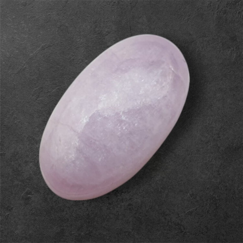 Kunzyt kaboszon 20x11 mm nr 71 Kunzyt kaboszon 20x11 mm nr 71