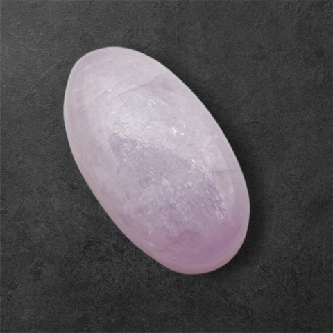 Kunzyt kaboszon 20x11 mm nr 71 Kunzyt kaboszon 20x11 mm nr 71