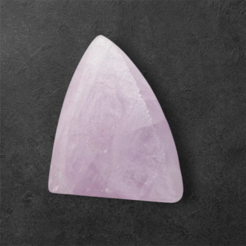Kunzyt kaboszon 20x15 mm nr 98 Kunzyt kaboszon 20x15 mm nr 98