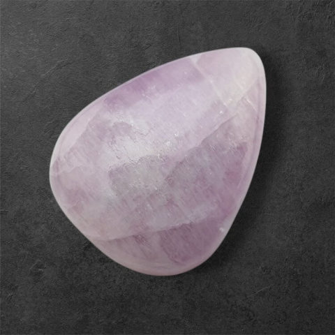 Kunzyt kaboszon 25x18 mm nr 94 Kunzyt kaboszon 25x18 mm nr 94