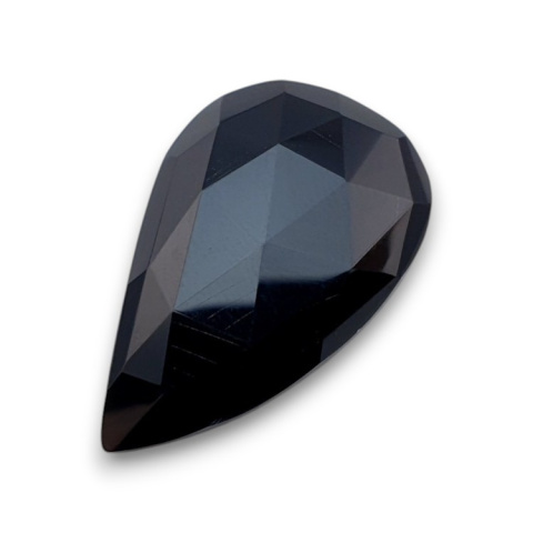 Onyks czarny kaboszon fasetowany 31x19 mm nr 57 Onyks czarny kaboszon fasetowany 31x19 mm nr 57