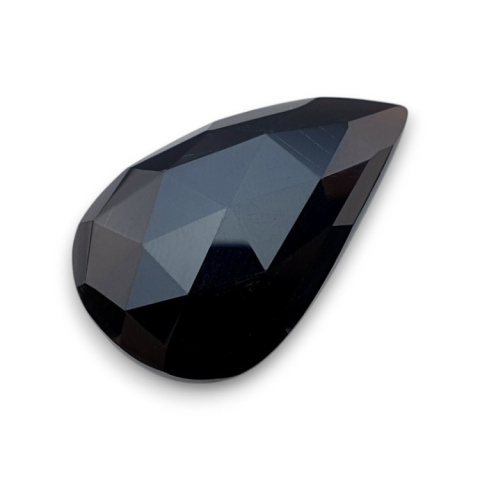 Onyks czarny kaboszon fasetowany 31x19 mm nr 57 Onyks czarny kaboszon fasetowany 31x19 mm nr 57