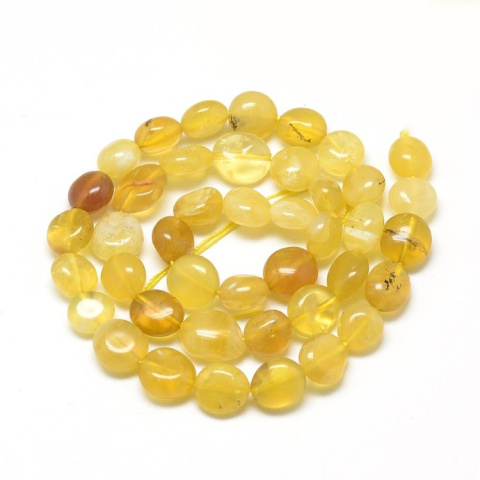 Opal żółty bryłka gładka 8-15 mm sznur 19 cm Opal żółty bryłka gładka 8-15 mm sznur 19 cm
