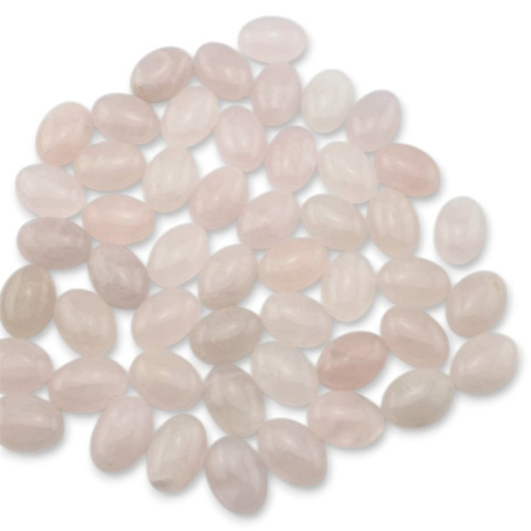 Kwarc różowy kaboszon 18x13 mm 1 szt Kwarc różowy kaboszon 18x13 mm 1 szt
