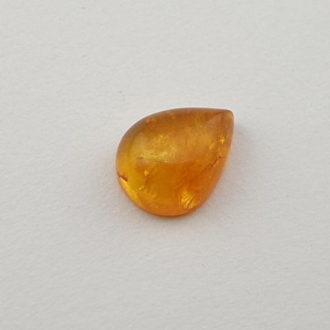 Bursztyn bałtycki kaboszon 9x7 mm nr 421 Bursztyn bałtycki kaboszon 9x7 mm nr 421