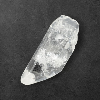 Kryształ górski sopel 30x12 mm nr 390