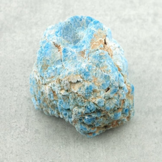 Apatyt bryłka z dziurką 29x25 mm nr 90