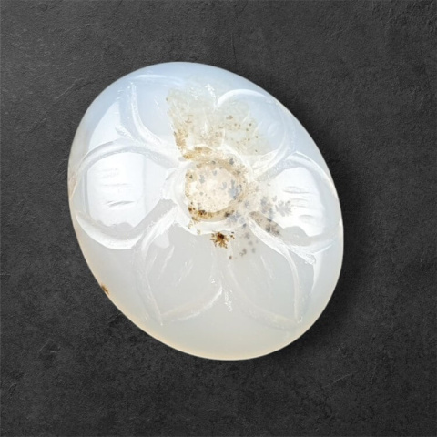 Agat montana kaboszon carved 21x17 mm nr 70 Agat montana kaboszon carved 21x17 mm nr 70