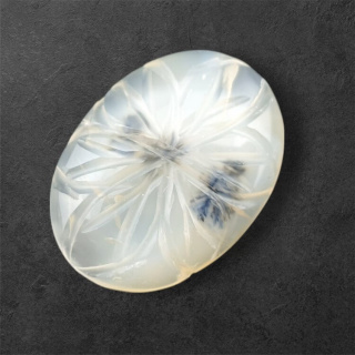 Agat montana kaboszon carved 24x18 mm nr 63