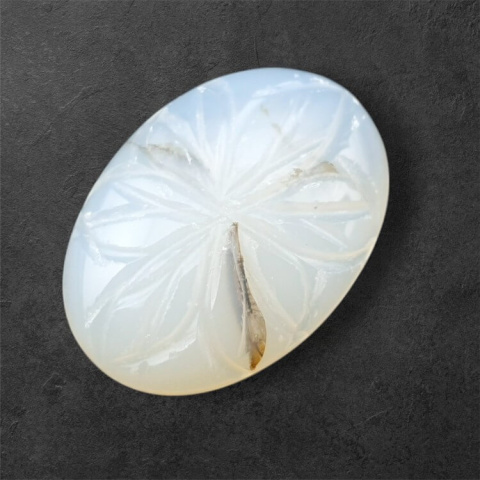 Agat montana kaboszon carved 26x18 mm nr 60 Agat montana kaboszon carved 26x18 mm nr 60
