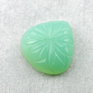 Chalcedon chryzo kaboszon carved 19x18 mm nr 10