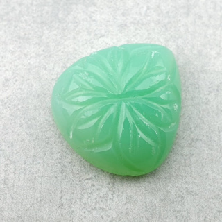 Chalcedon chryzo kaboszon carved 19x18 mm nr 92