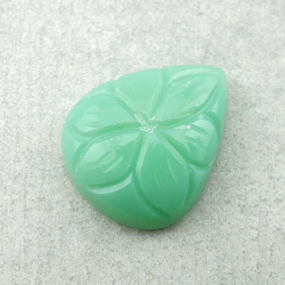 Chalcedon chryzo kaboszon carved 21x17 mm nr 59