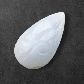 Agat blue lace kaboszon carved 27x15 mm nr 73