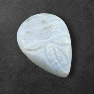 Agat blue lace kaboszon carved 30x22 mm nr 37