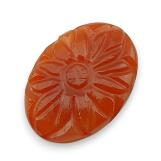 Karneol kaboszon carved 26x18 mm nr 68