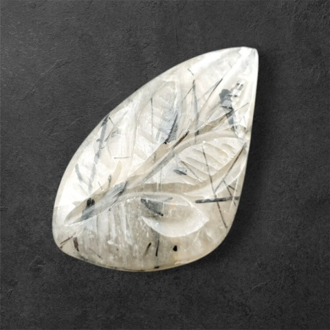 Kwarc z turmalinem kaboszon carved 30x18 mm nr 67 Kwarc z turmalinem kaboszon carved 30x18 mm nr 67