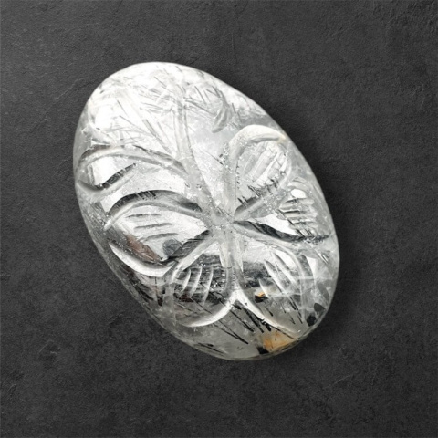 Kwarc z turmalinem kaboszon carved 30x20 mm nr 46 Kwarc z turmalinem kaboszon carved 30x20 mm nr 46