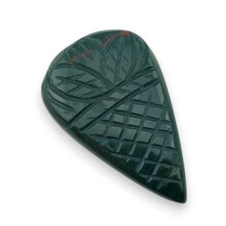 Heliotrop kaboszon carved 36x23 mm nr 14