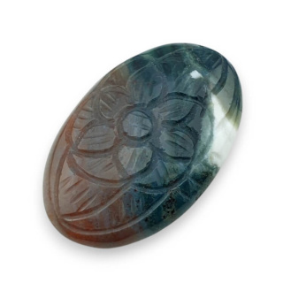 Heliotrop kaboszon carved 43x27 mm nr 20