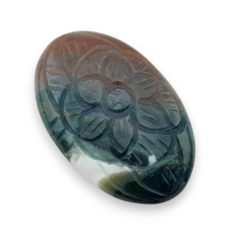 Heliotrop kaboszon carved 43x27 mm nr 20