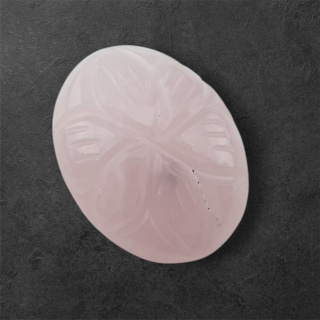 Kwarc różowy kaboszon carved 22x17 mm nr 58