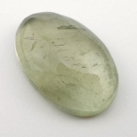 Prazjolit kaboszon 31x21 mm nr 35 Prazjolit kaboszon 31x21 mm nr 35