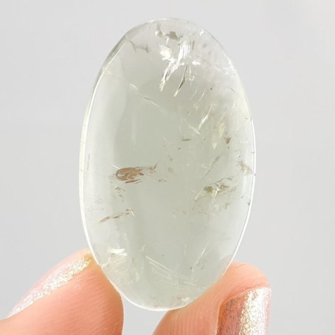 Prazjolit kaboszon 32x19 mm nr 72 Prazjolit kaboszon 32x19 mm nr 72