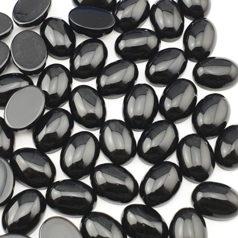 Czarny agat kaboszon 18x13 mm 1 szt