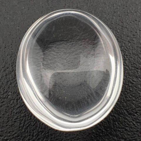 Kryształ górski kaboszon 24x20 mm nr 90 Kryształ górski kaboszon 24x20 mm nr 90