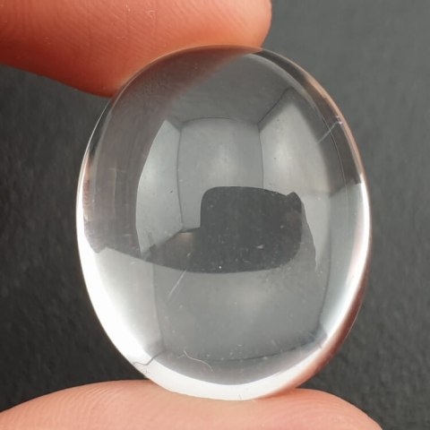 Kryształ górski kaboszon 25x20 mm nr 56 Kryształ górski kaboszon 25x20 mm nr 56