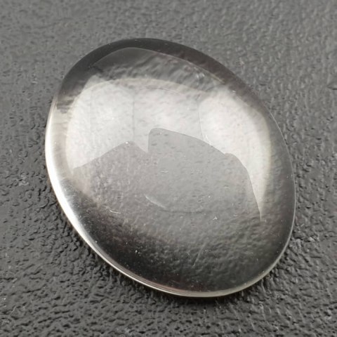 Kryształ górski kaboszon 25x20 mm nr 67 Kryształ górski kaboszon 25x20 mm nr 67