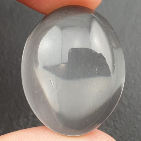 Kryształ górski kaboszon 25x20 mm nr 67 Kryształ górski kaboszon 25x20 mm nr 67