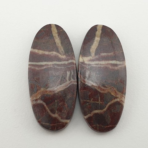 Jaspis kokosowy para kaboszonów 3,1x1,4 cm nr 6 Jaspis kokosowy para kaboszonów 3,1x1,4 cm nr 6