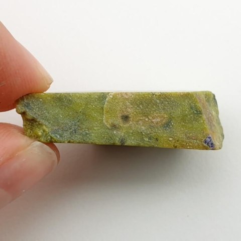 Atlantysyt cięty surowy 33x19 mm nr 16 Atlantysyt cięty surowy 33x19 mm nr 16