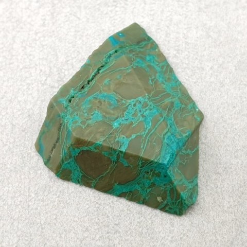 Chryzokola cięta surowa 22x23 mm nr 88