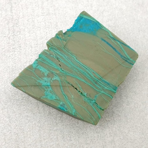 Chryzokola cięta surowa 23x20 mm nr 91 Chryzokola cięta surowa 23x20 mm nr 91