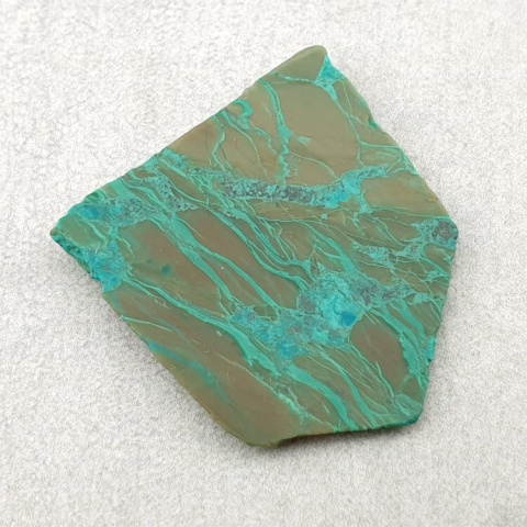 Chryzokola cięta surowa 25x23 mm nr 83