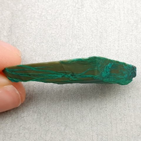 Chryzokola cięta surowa 36x17 mm nr 56