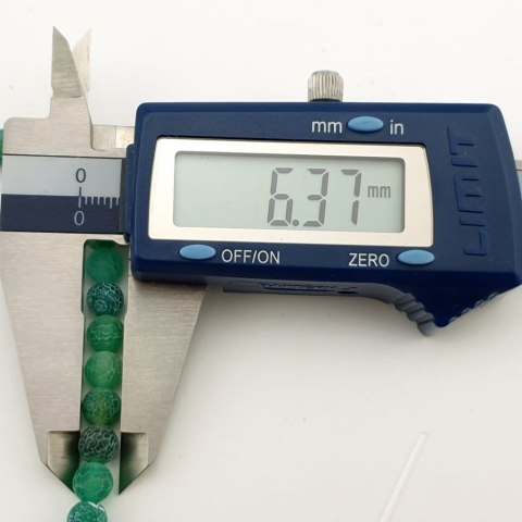 Agat trawiony zielony kula 6 mm 20 szt Agat trawiony zielony kula 6 mm 20 szt