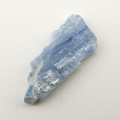 Kyanit surowy 27x12 mm nr 221 Kyanit surowy 27x12 mm nr 221