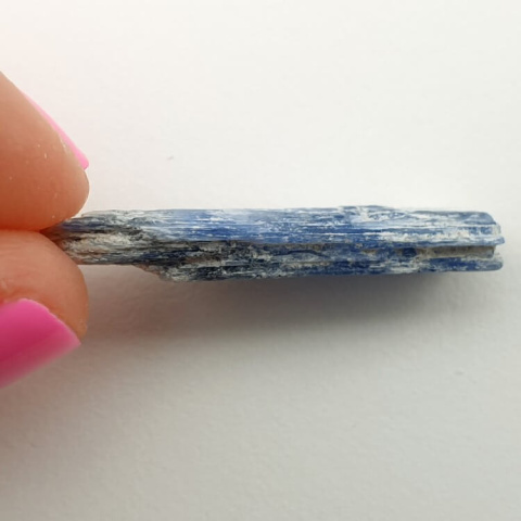 Kyanit surowy 28x10 mm nr 171 Kyanit surowy 28x10 mm nr 171