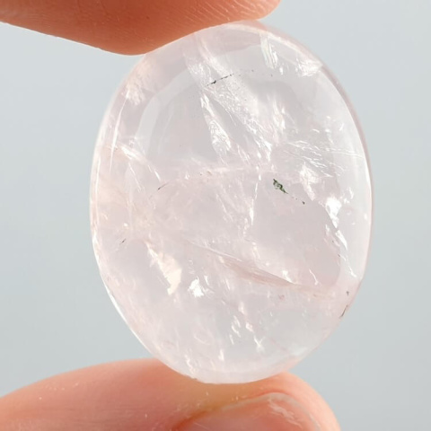 Kwarc różowy kaboszon 27x21 mm nr 143 Kwarc różowy kaboszon 27x21 mm nr 143