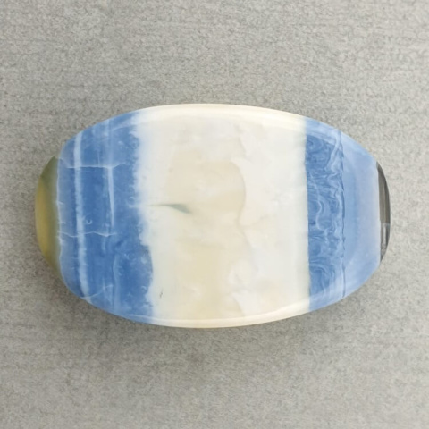 Opal niebieski kaboszon 34x22 mm nr 274