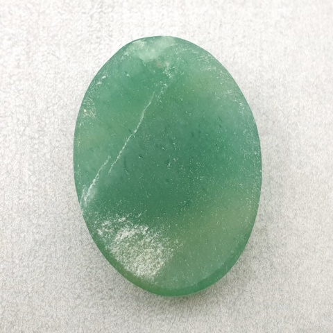 Jadeit zielony kaboszon 31x22 mm nr 6 Jadeit zielony kaboszon 31x22 mm nr 6