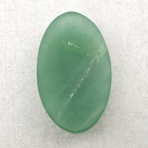 Jadeit zielony kaboszon 32x19 mm nr 38 Jadeit zielony kaboszon 32x19 mm nr 38